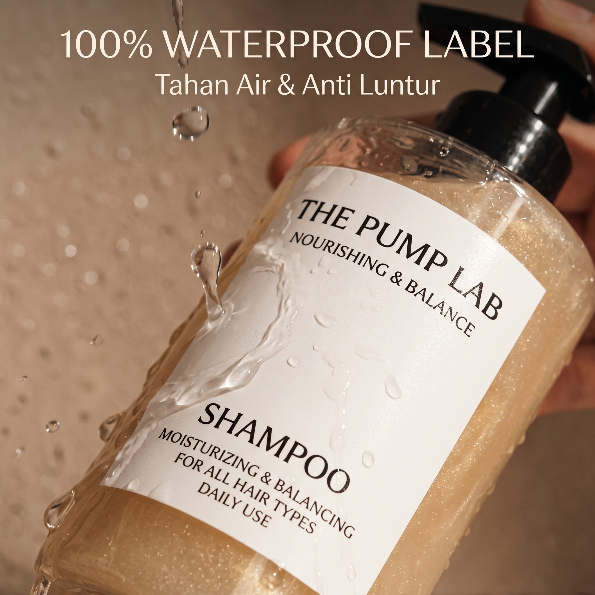 The Pump Lab Shampoo dengan label tahan air